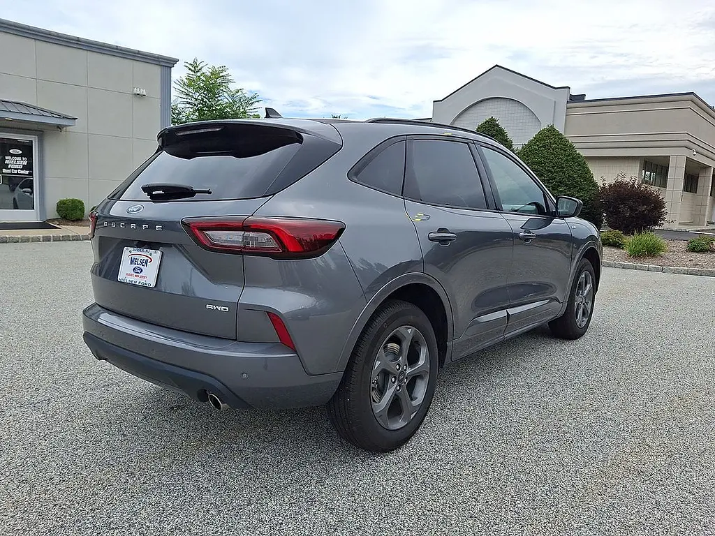 2024 Ford Escape - $27,995