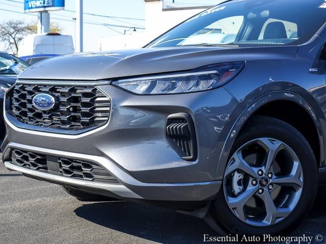 2024 Ford Escape - $25,855