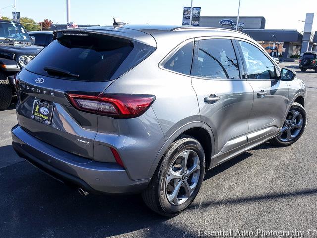 2024 Ford Escape - $25,855