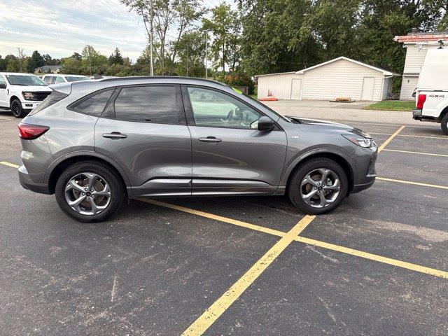 2024 Ford Escape - $23,000