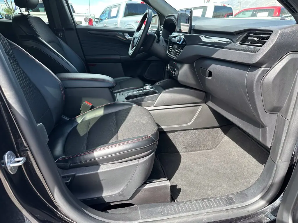 2025 Ford Escape - $23,500