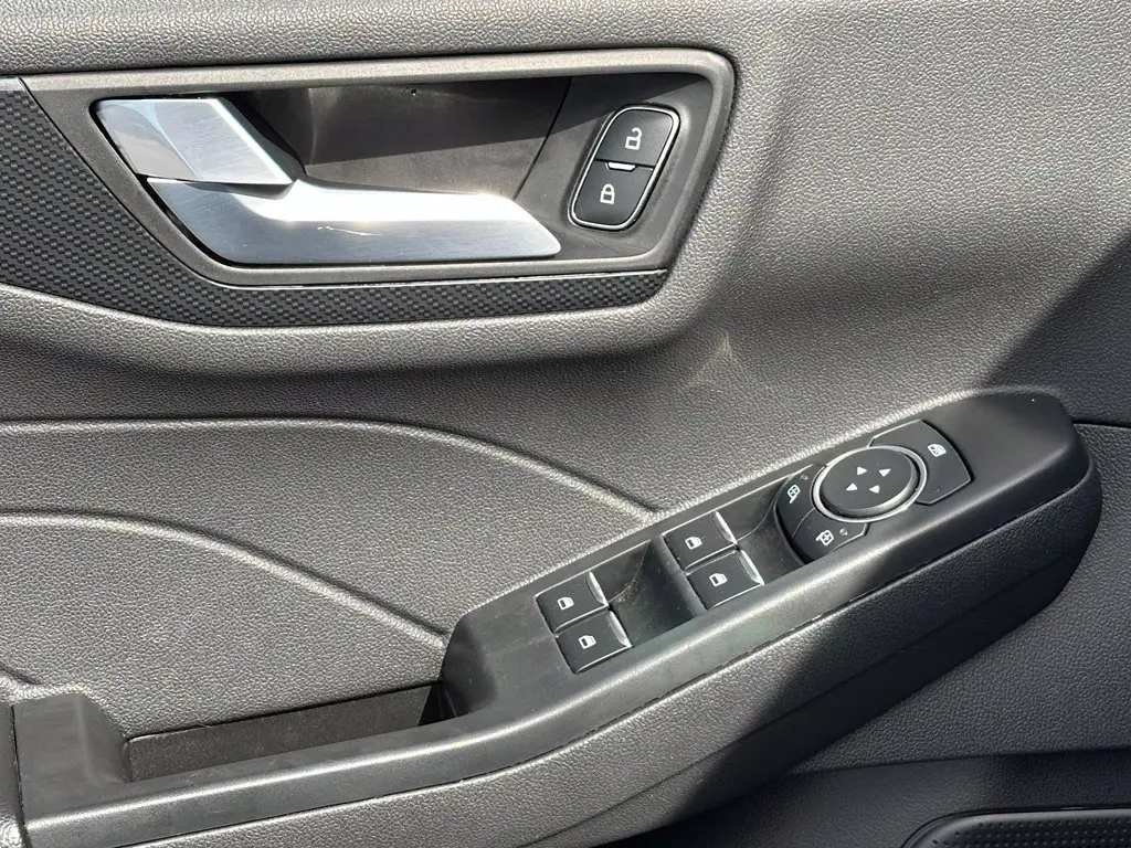 2025 Ford Escape - $23,500