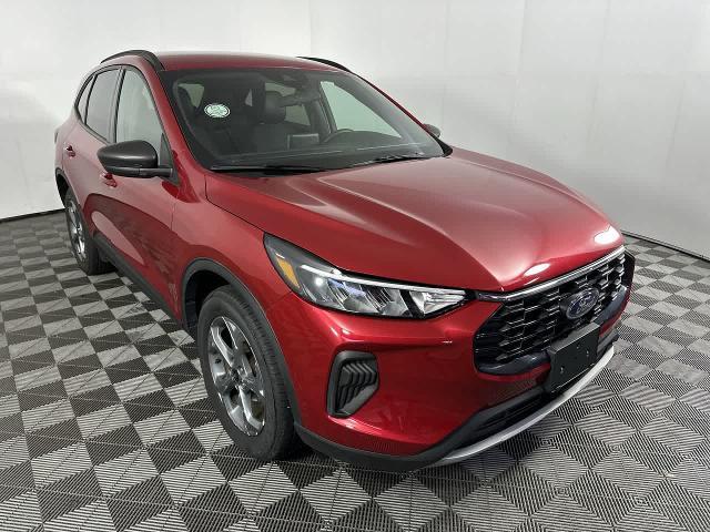 2025 Ford Escape - $23,900