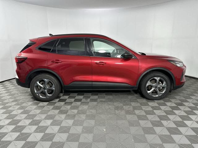 2025 Ford Escape - $23,900