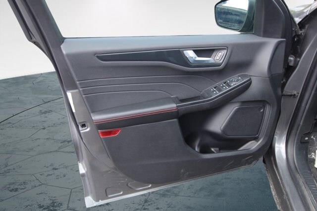 2025 Ford Escape - $25,495