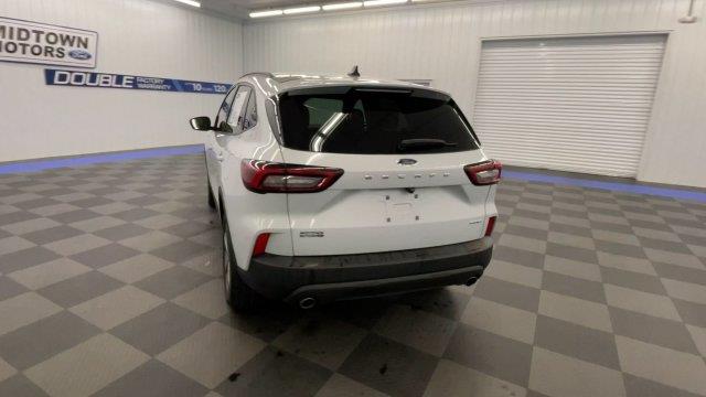 2025 Ford Escape - $24,980