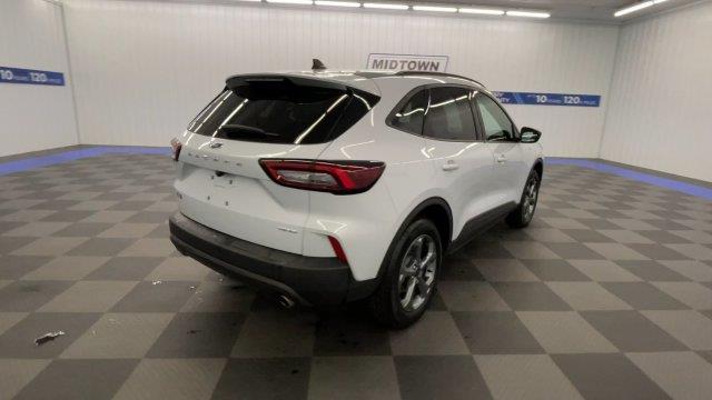 2025 Ford Escape - $24,980