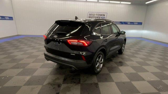 2025 Ford Escape - $24,980