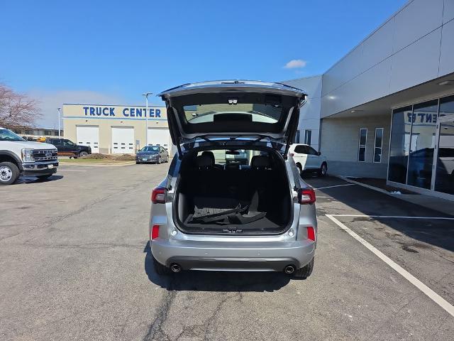2023 Ford Escape - $25,369