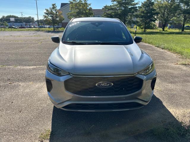 2023 Ford Escape - $20,500
