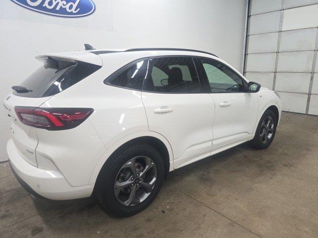 2023 Ford Escape - $17,881