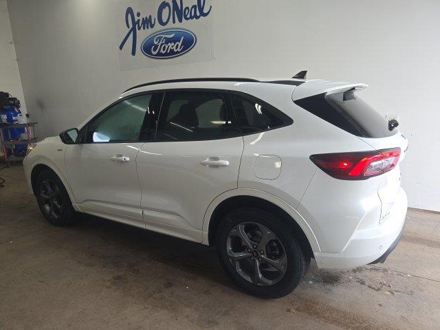 2023 Ford Escape - $17,881