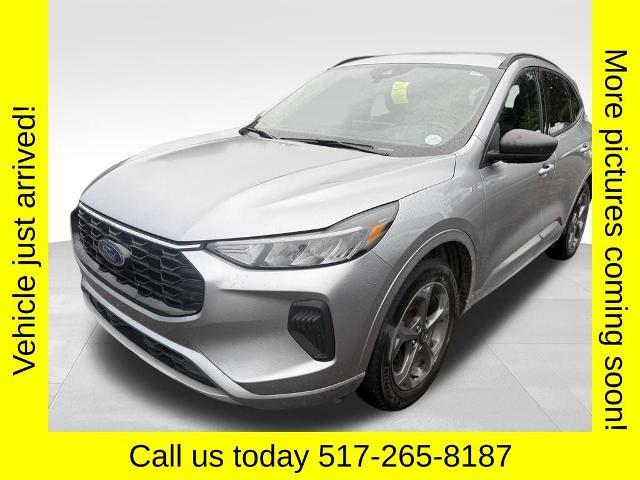 2023 Ford Escape - $20,000
