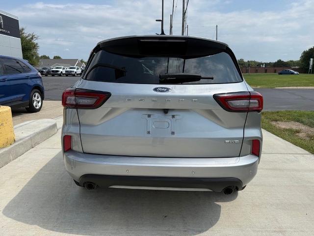 2023 Ford Escape - $20,000