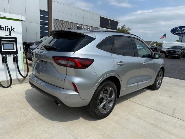 2023 Ford Escape - $20,000