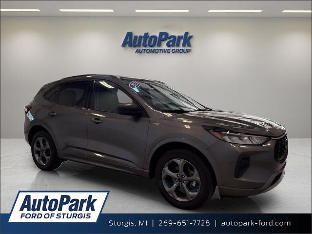 2024 Ford Escape - $21,995