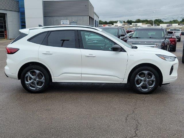 2024 Ford Escape - $24,560