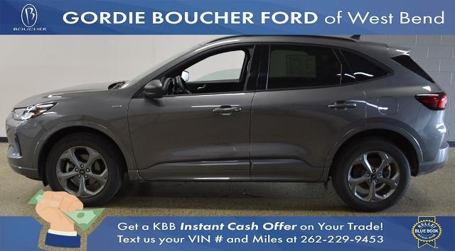 2024 Ford Escape ST-Line — photo 1 of 24