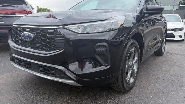 Preowned 2024 Ford Escape ST-Line for Sale