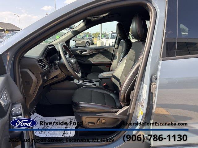 2024 Ford Escape - $28,995