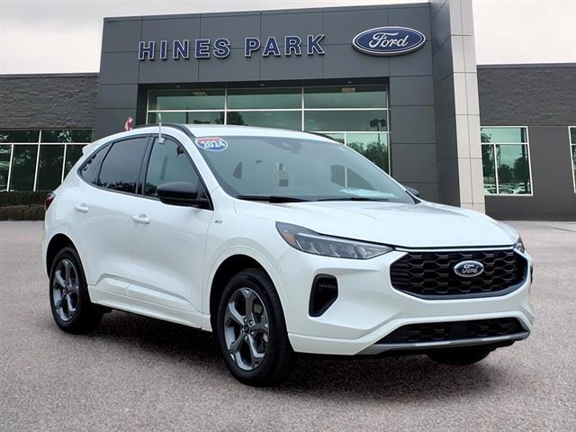 2024 Ford Escape - $26,599