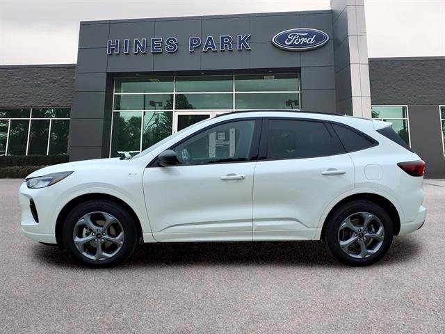 2024 Ford Escape - $26,599