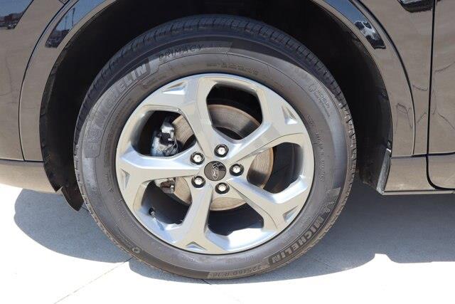 2024 Ford Escape - $28,990