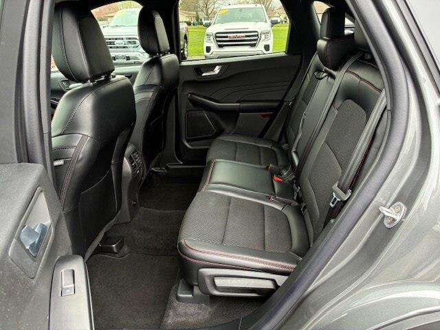 2025 Ford Escape - $29,900