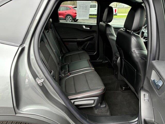 2025 Ford Escape - $29,900