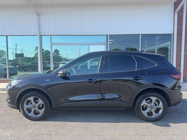 2025 Ford Escape - $23,995