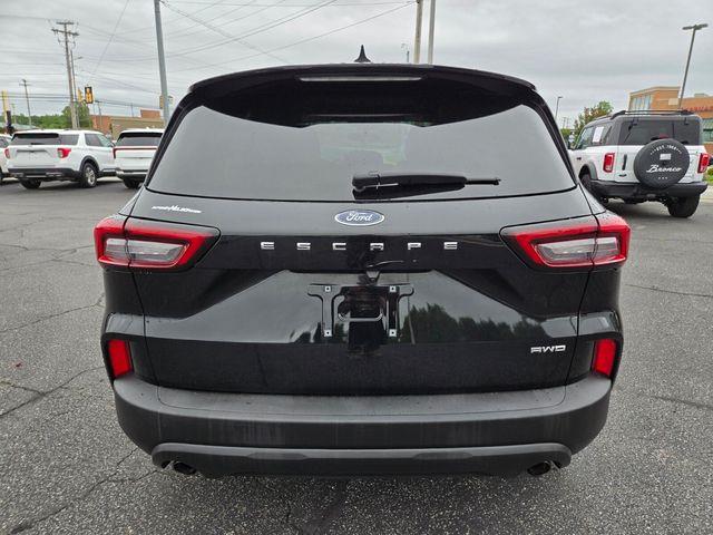 2025 Ford Escape - $24,394