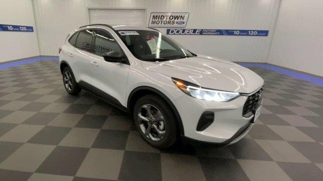 2025 Ford Escape - $24,980