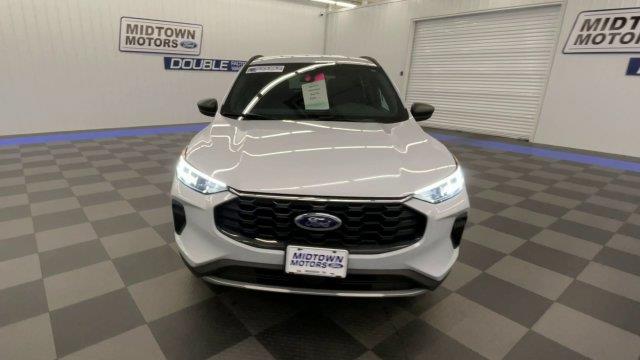 2025 Ford Escape - $24,980