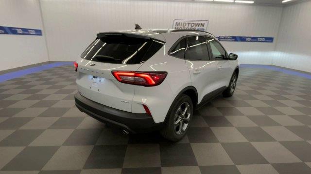 2025 Ford Escape - $24,980