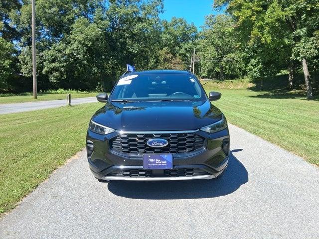 2023 Ford Escape - $23,795
