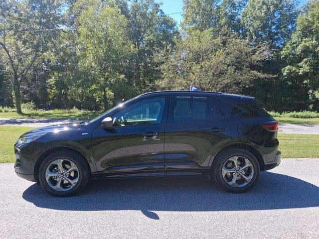 2023 Ford Escape - $23,795