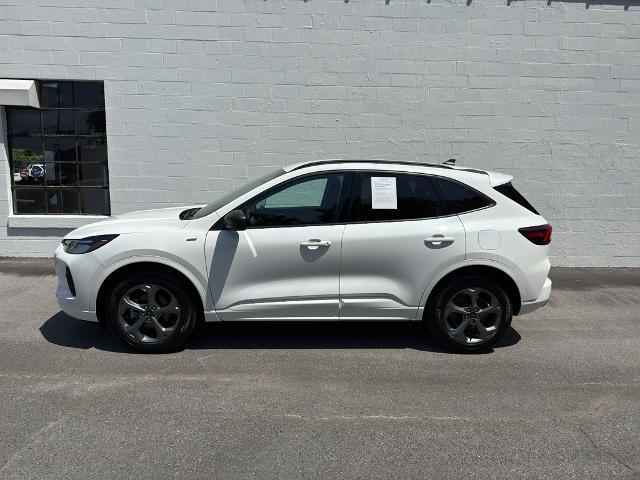 2023 Ford Escape - $22,985