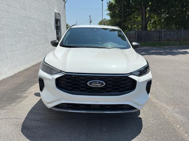 2023 Ford Escape - $22,985