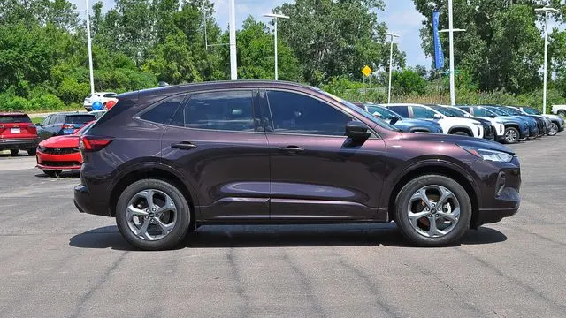 2023 Ford Escape ST-Line