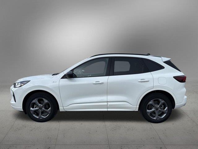 2024 Ford Escape ST-Line — photo 1 of 24