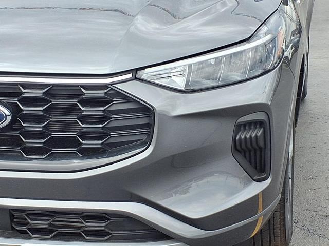 2024 Ford Escape - $25,395