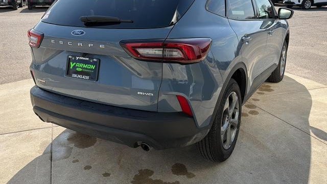2025 Ford Escape ST-Line