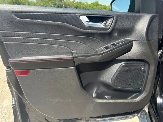 2025 Ford Escape - $21,700