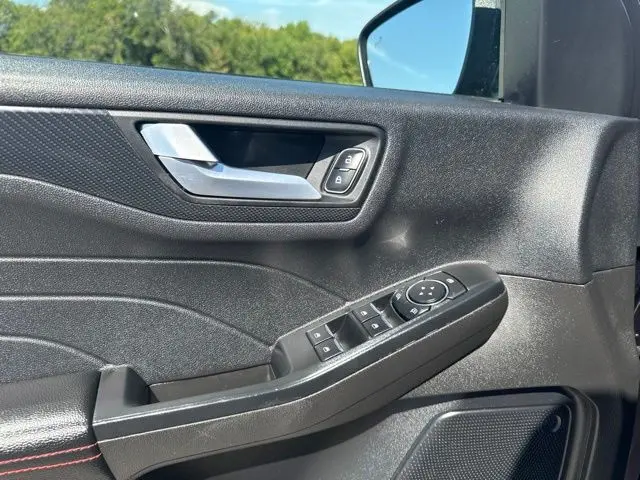 2025 Ford Escape - $21,700