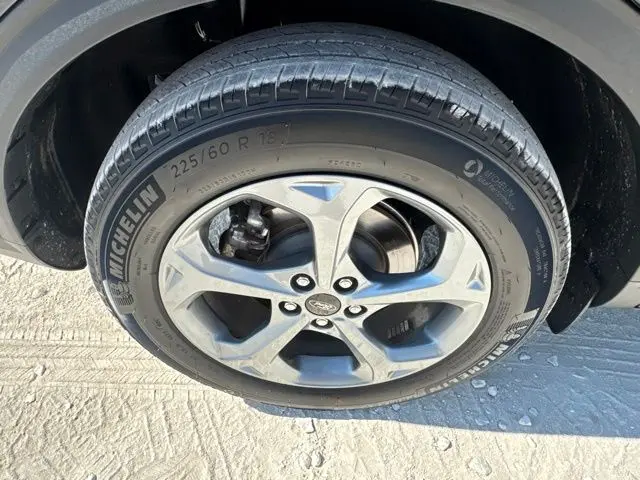 2025 Ford Escape - $21,700