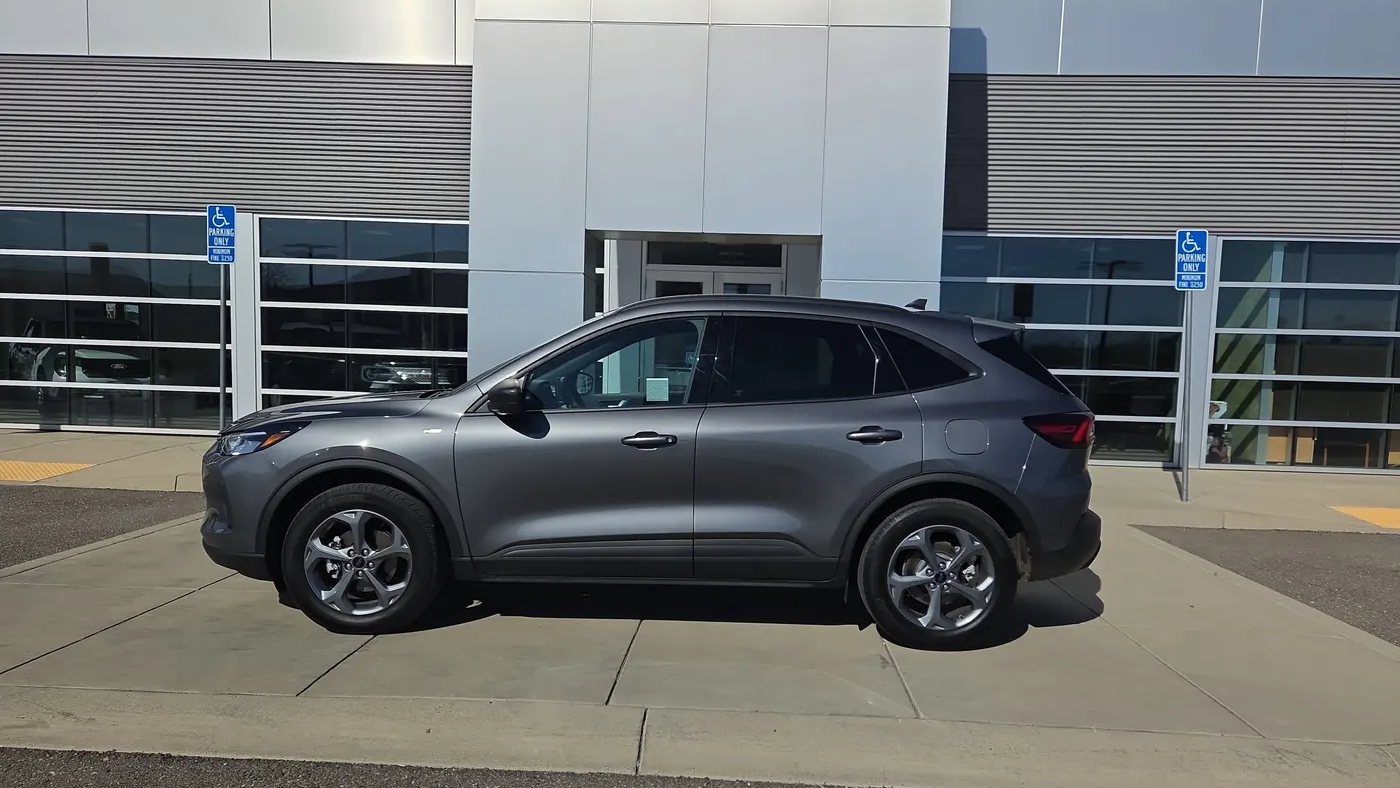 2025 Ford Escape ST-Line