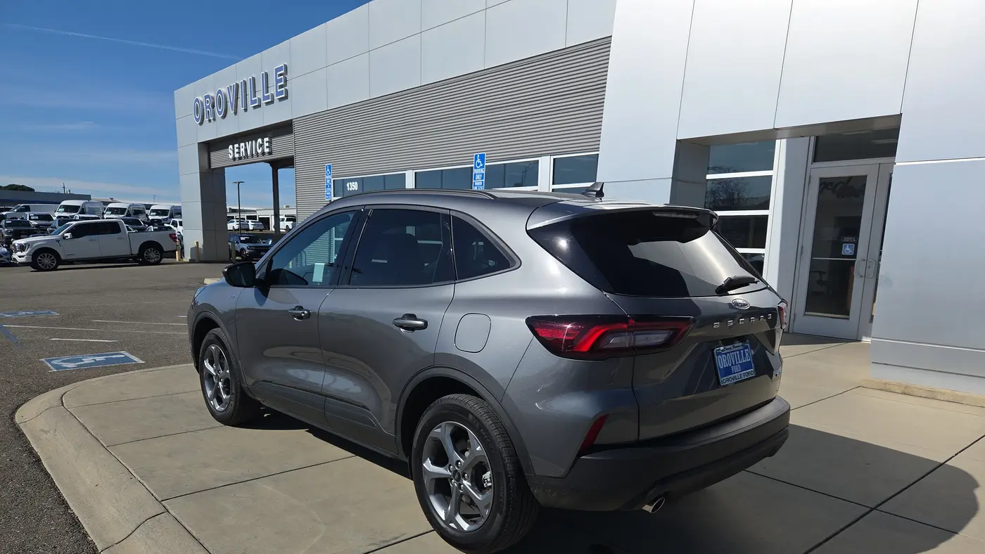 2025 Ford Escape ST-Line