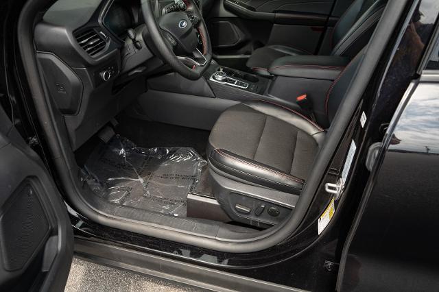 2025 Ford Escape - $24,957