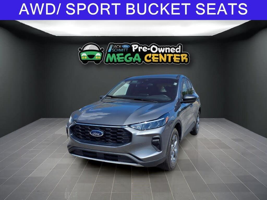 2026 Ford Escape - $27,000