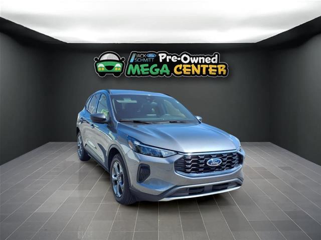 2026 Ford Escape - $27,000